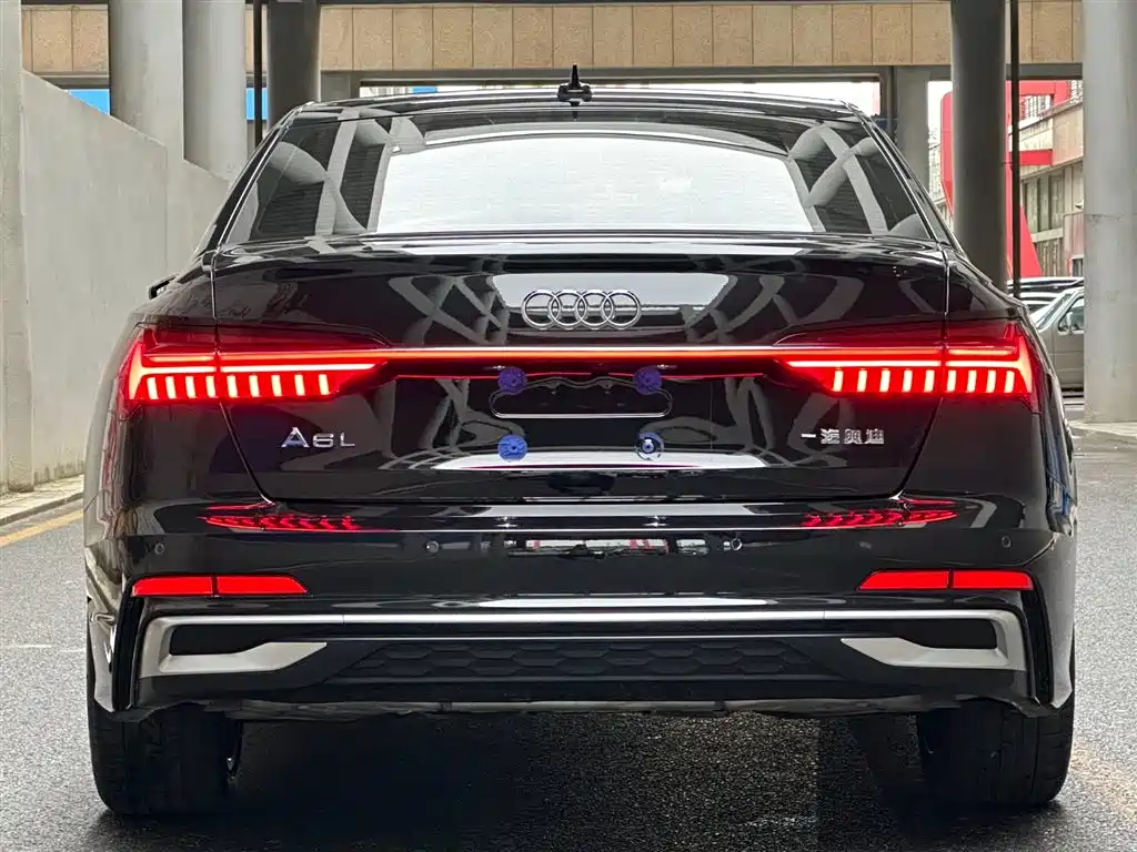 Audi A6L 2025 — фото 4