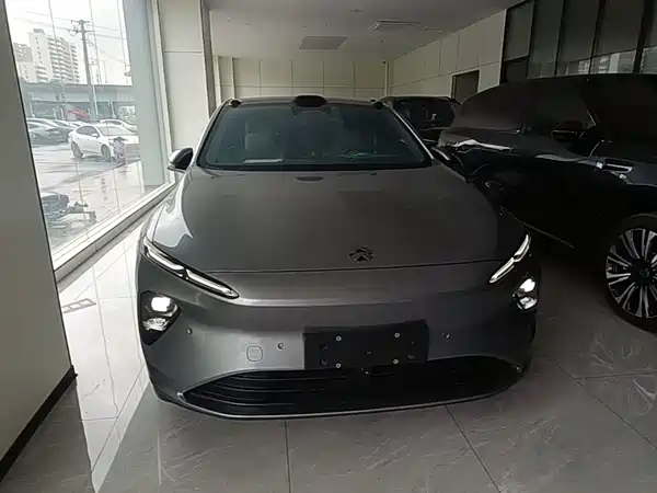NIO ET7 2024