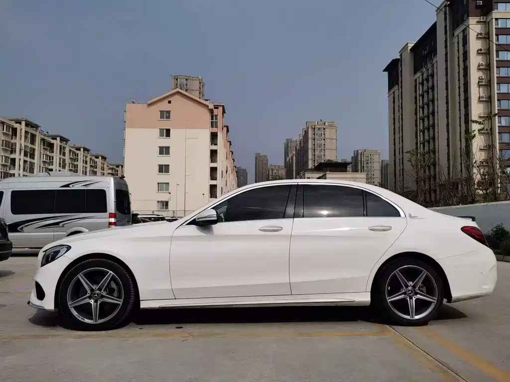 Mercedes-Benz C-Class 2018 — фото 3