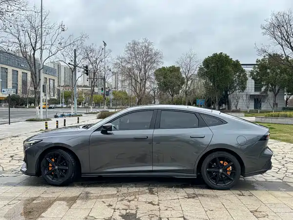 Changan UNI-V 2022