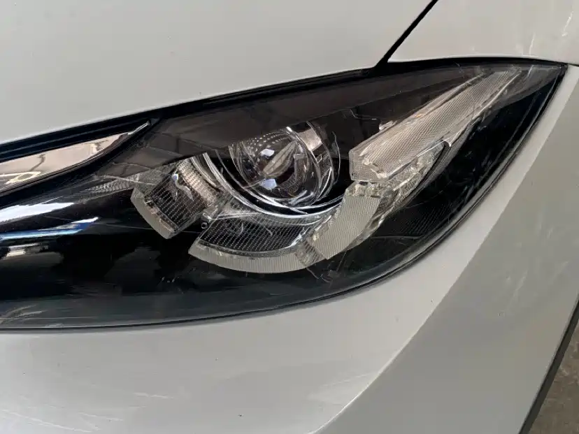 Mazda CX-4 2017 — фото 10