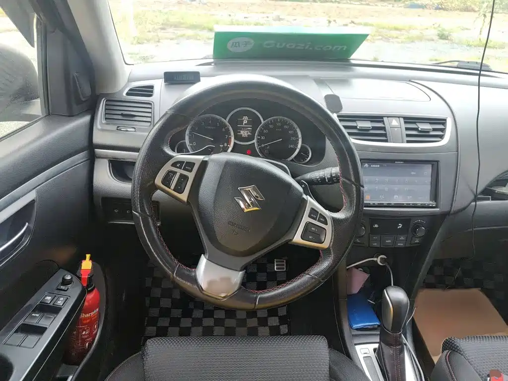 Suzuki Swift 2015