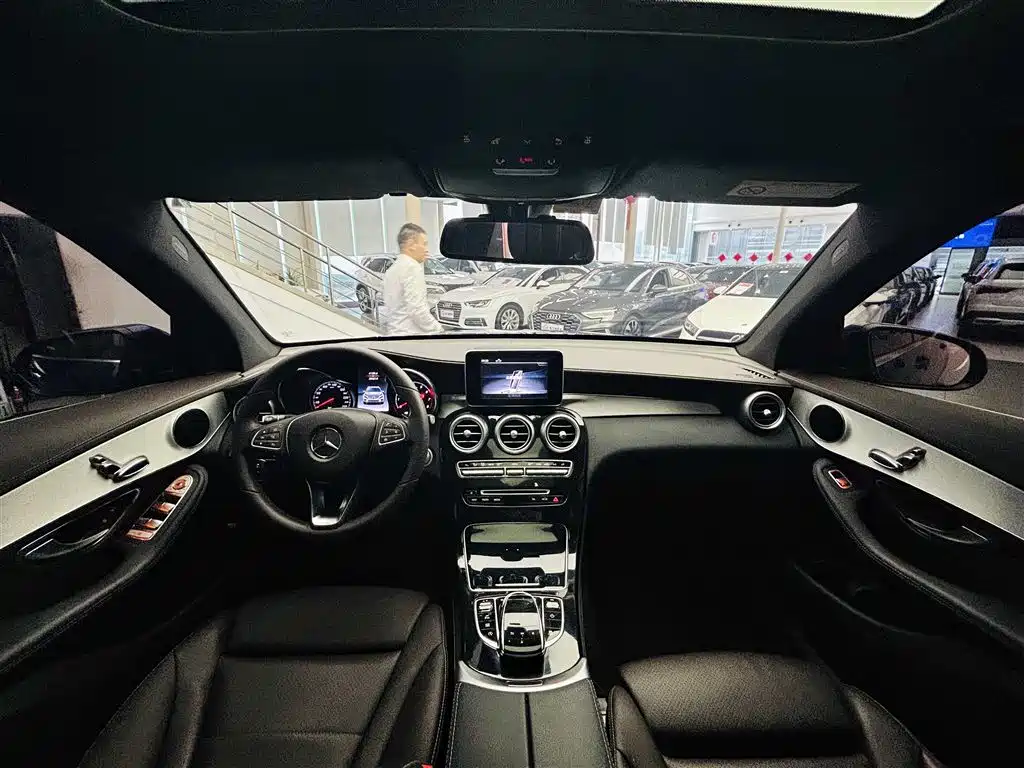 Mercedes-Benz GLC 2019 — фото 14