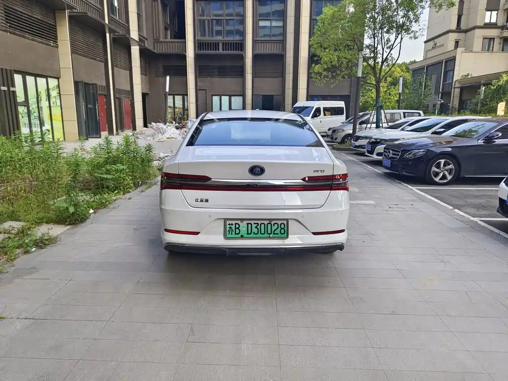 BYD Qin Pro New Energy 2018 — фото 4