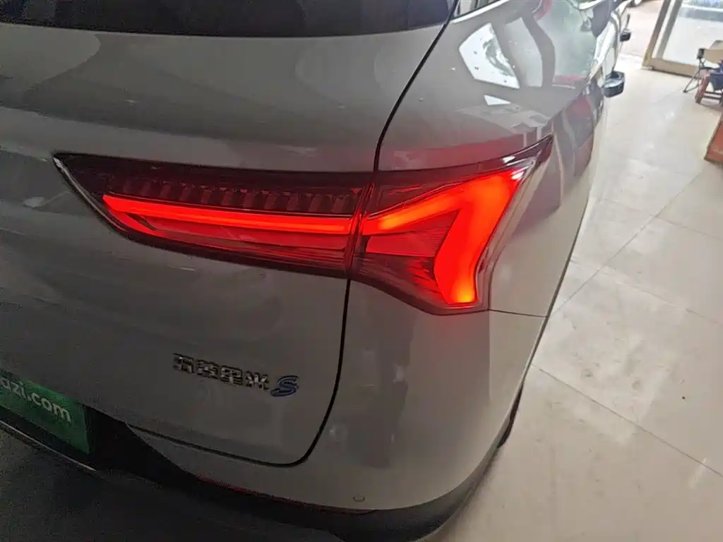 Wuling Xingguang S 2025 — фото 8