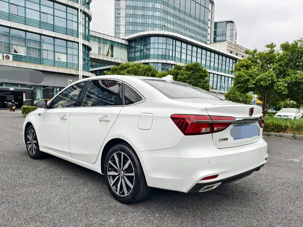 Roewe i6 Classic 2018 — фото 7
