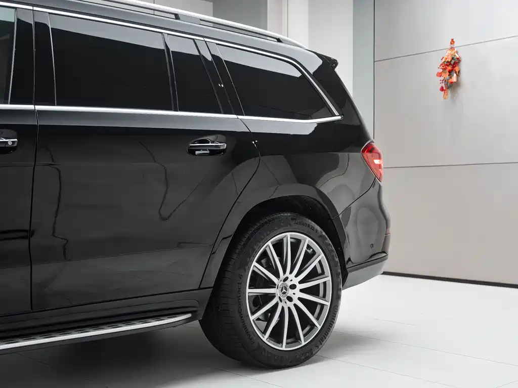 Mercedes-Benz GLS 2019 — фото 18
