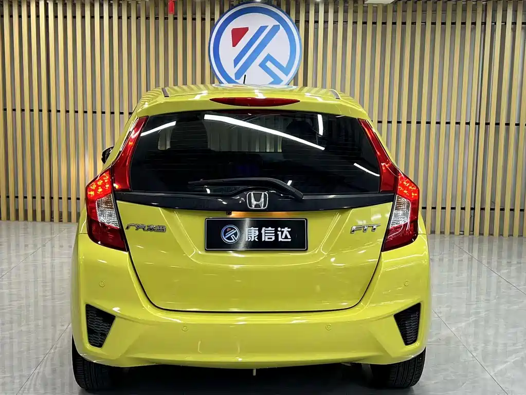 Honda Fit 2015 — фото 8