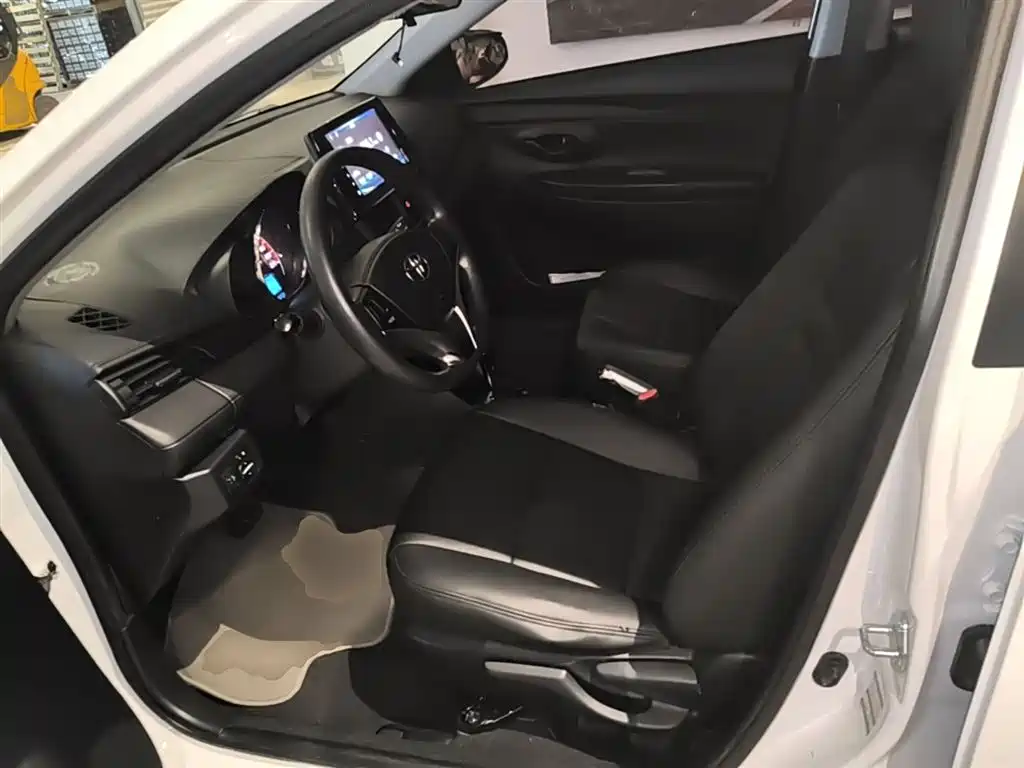 Toyota Vios FS 2022 — фото 15