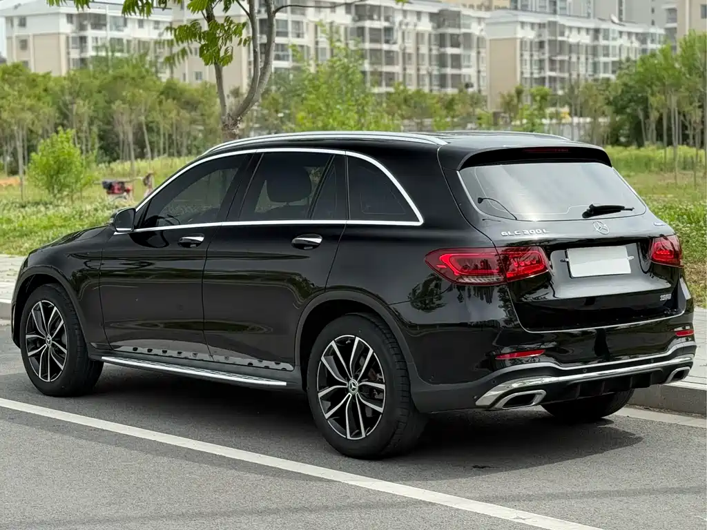 Mercedes-Benz GLC 2021 — фото 14