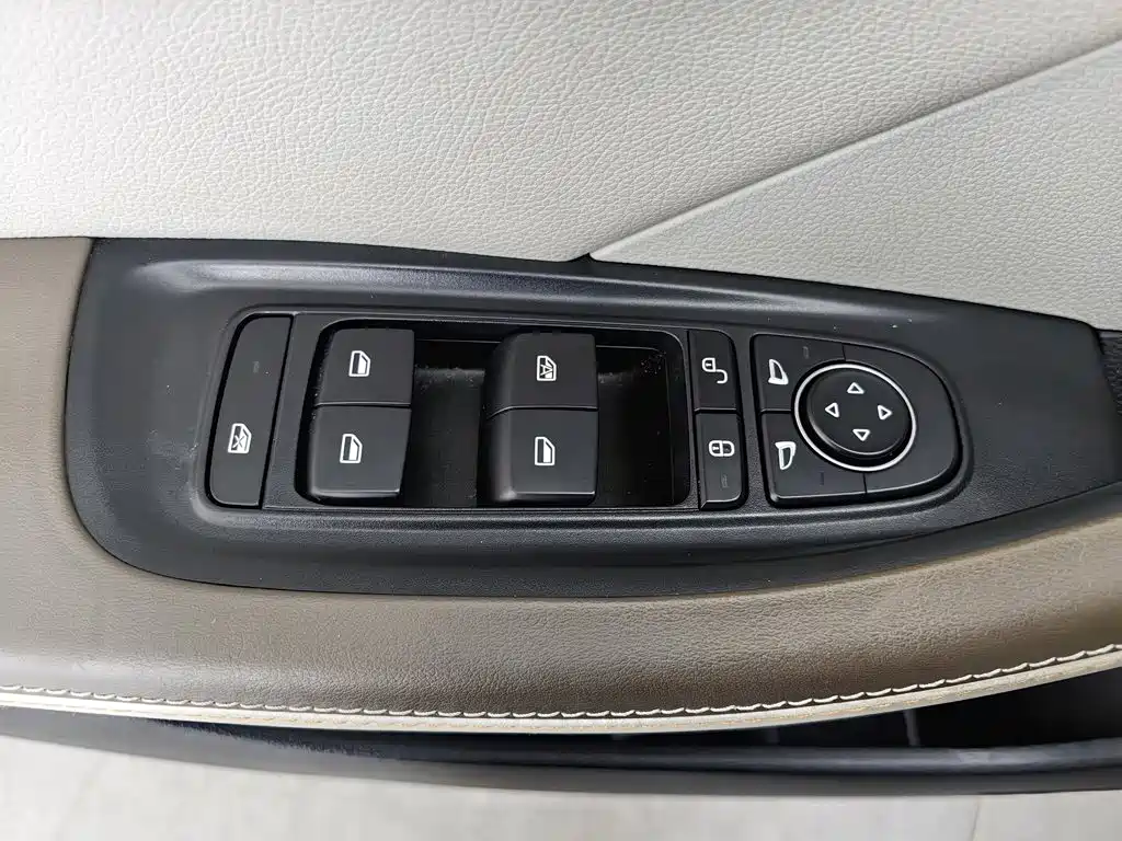 BYD Qin PLUS 2023 — фото 9