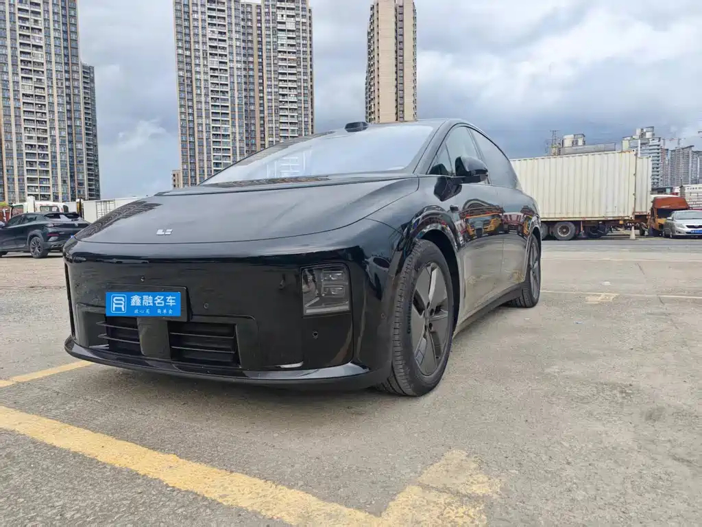 Li Auto i8 2026