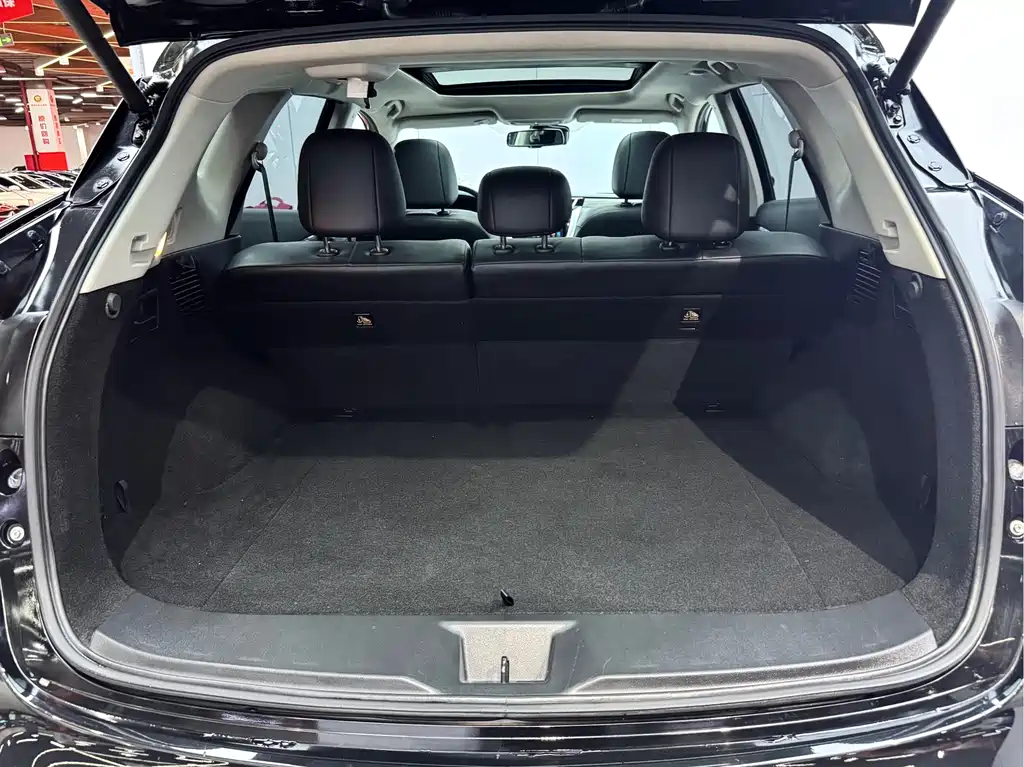 Nissan Murano 2018 — фото 24