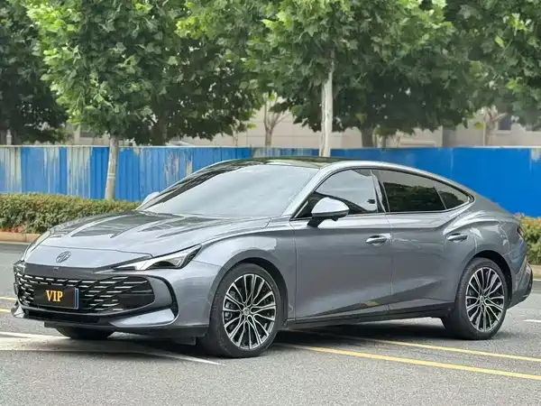 MG MG7 2023