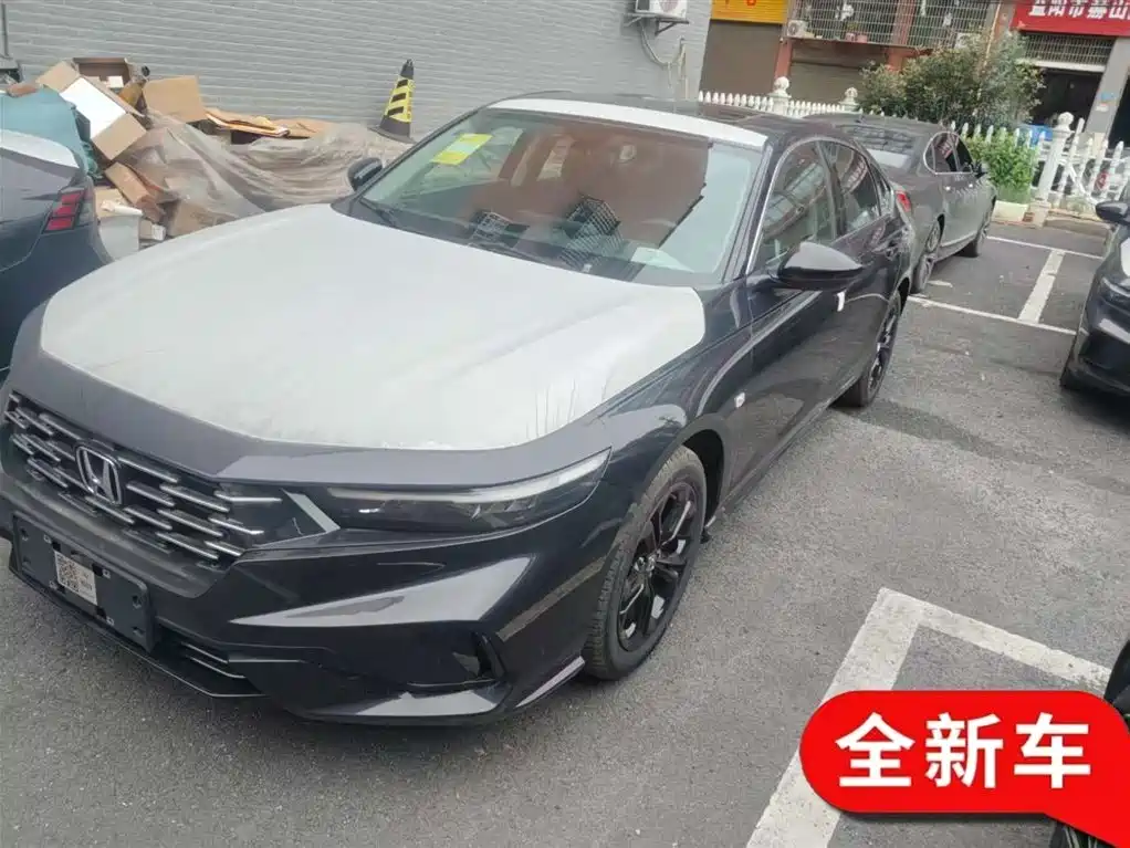 Honda Accord 2025 — фото 1