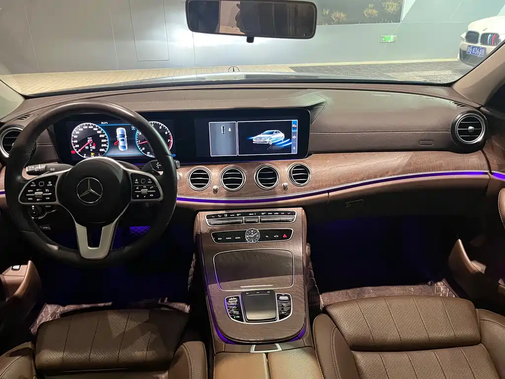 Mercedes-Benz E-Class 2019 — фото 15