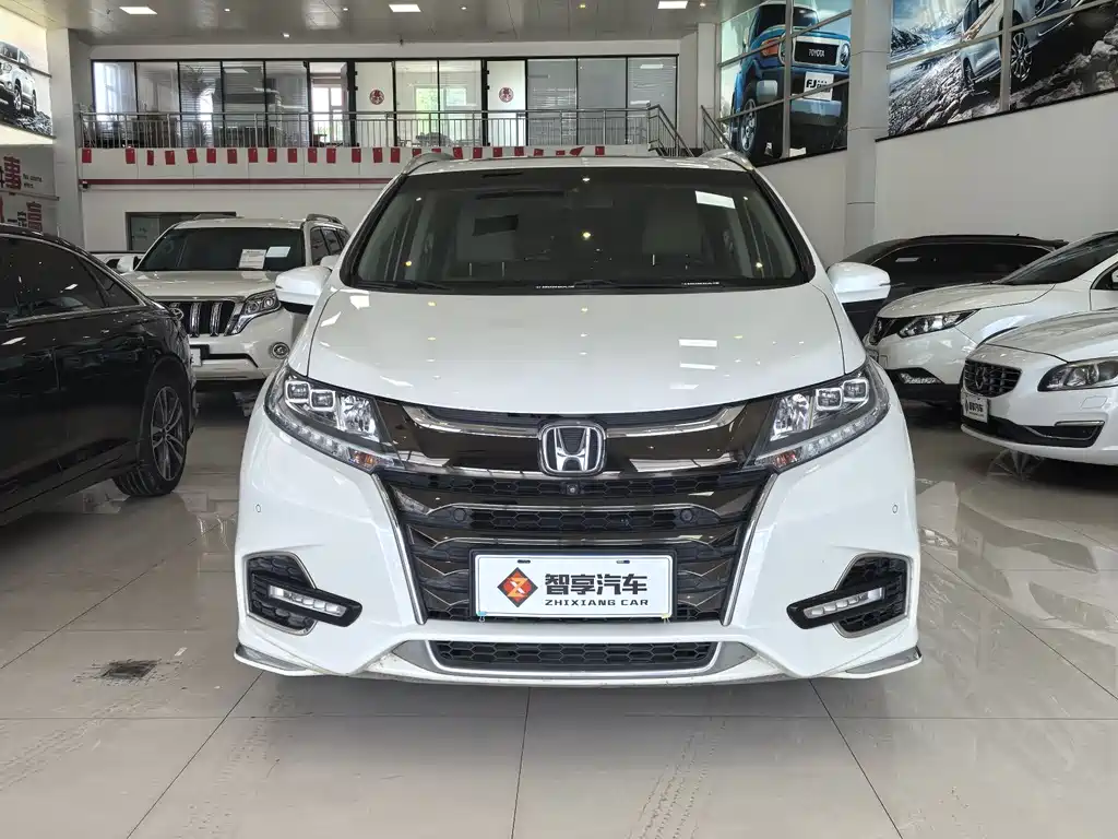 Honda Odyssey 2019 — фото 1