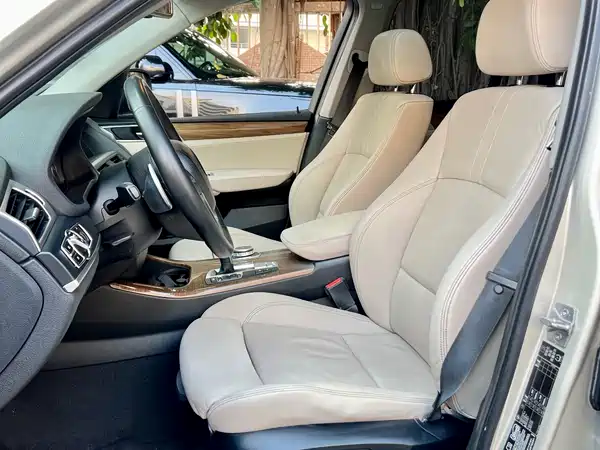 BMW X3 2011