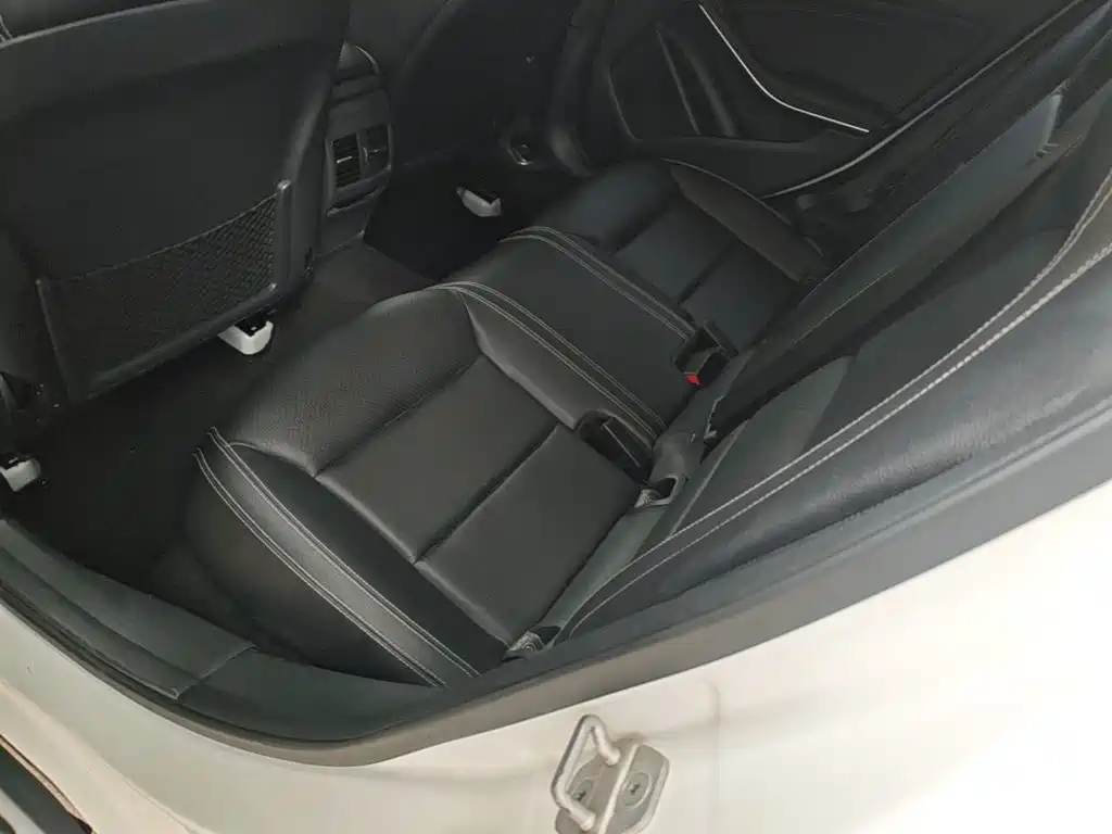 Mercedes-Benz GLA 2016 — фото 17
