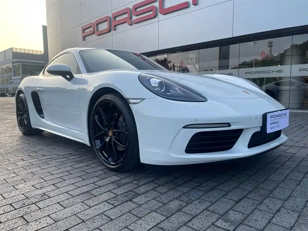 Porsche 718 2025 — фото 18