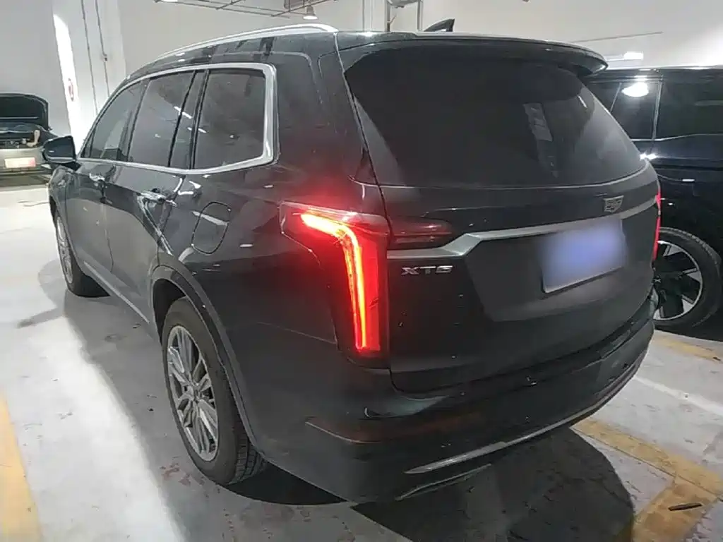 Cadillac XT6 2021 — фото 5