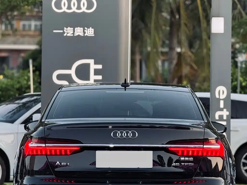 Audi A6L 2024 — фото 18