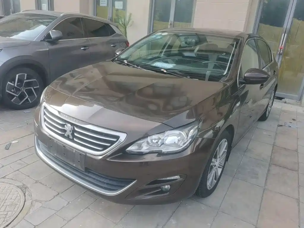 Peugeot 408 2016 — фото 1