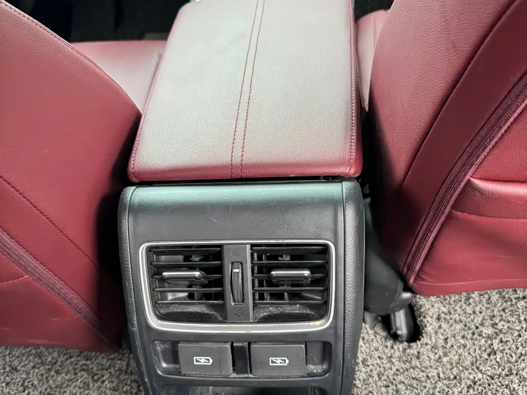 Honda Accord 2023 — фото 16