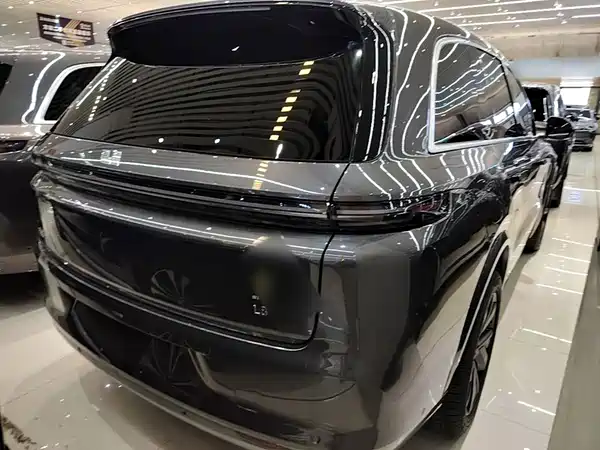 Li Auto L8 2024