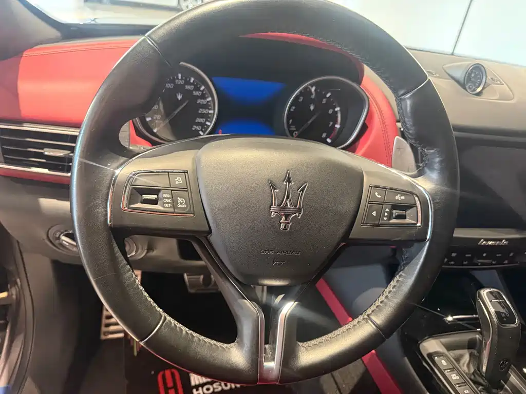 Maserati Levante 2021 — фото 14