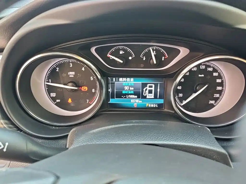 Buick Envision Plus 2019 — фото 12