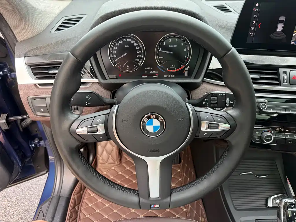 BMW X1 2021 — фото 12