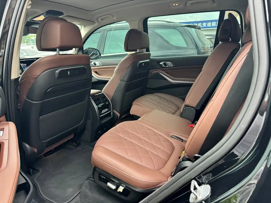 BMW X7 2023 — фото 4