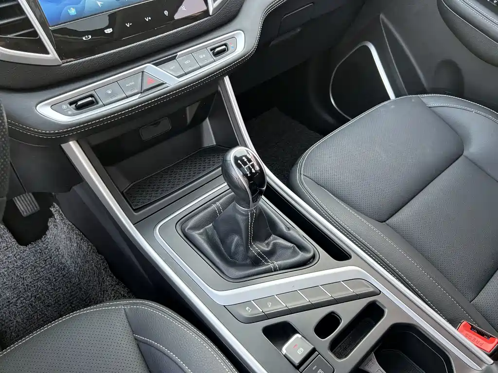 Geely Vision X6 2018 — фото 14