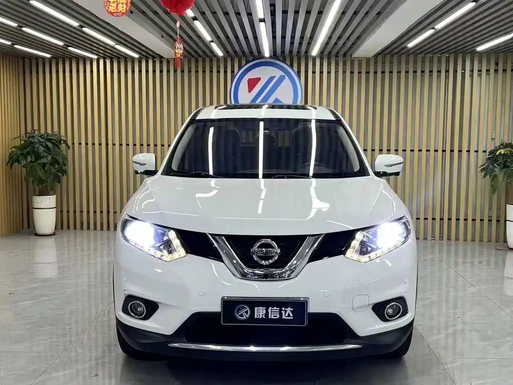 Nissan X-Trail 2015 — фото 2