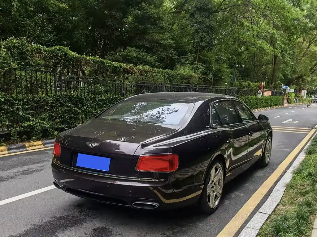 Bentley Flying Spur 2014
