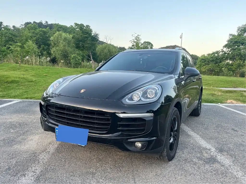 Porsche Cayenne 2017 — фото 1