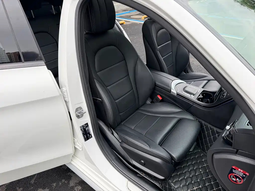 Mercedes-Benz C-Class 2021 — фото 13
