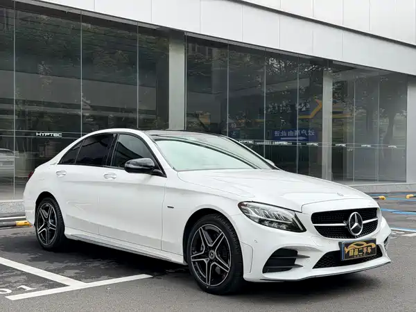 Mercedes-Benz C-Class 2021