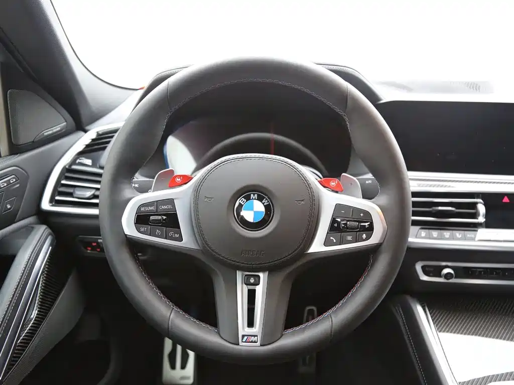 BMW X6 M 2021 — фото 14