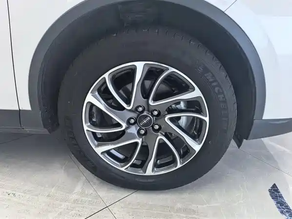 Lincoln Corsair 2021