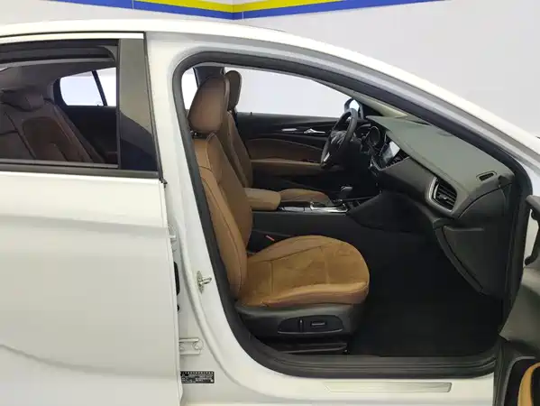 Buick Regal 2018