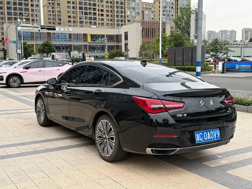 Hongqi H5 2022 — фото 12