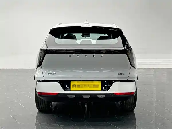 Geely Boyue L 2026