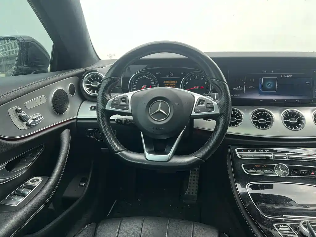 Mercedes-Benz E-Class 2018 — фото 9