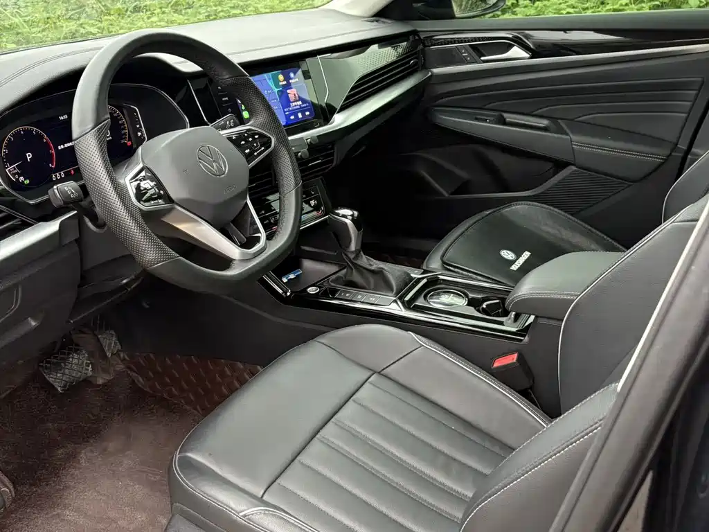 Volkswagen Passat 2023