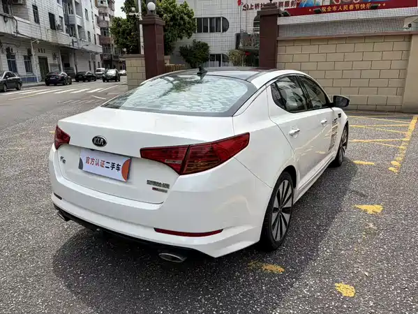 Kia K5 2013