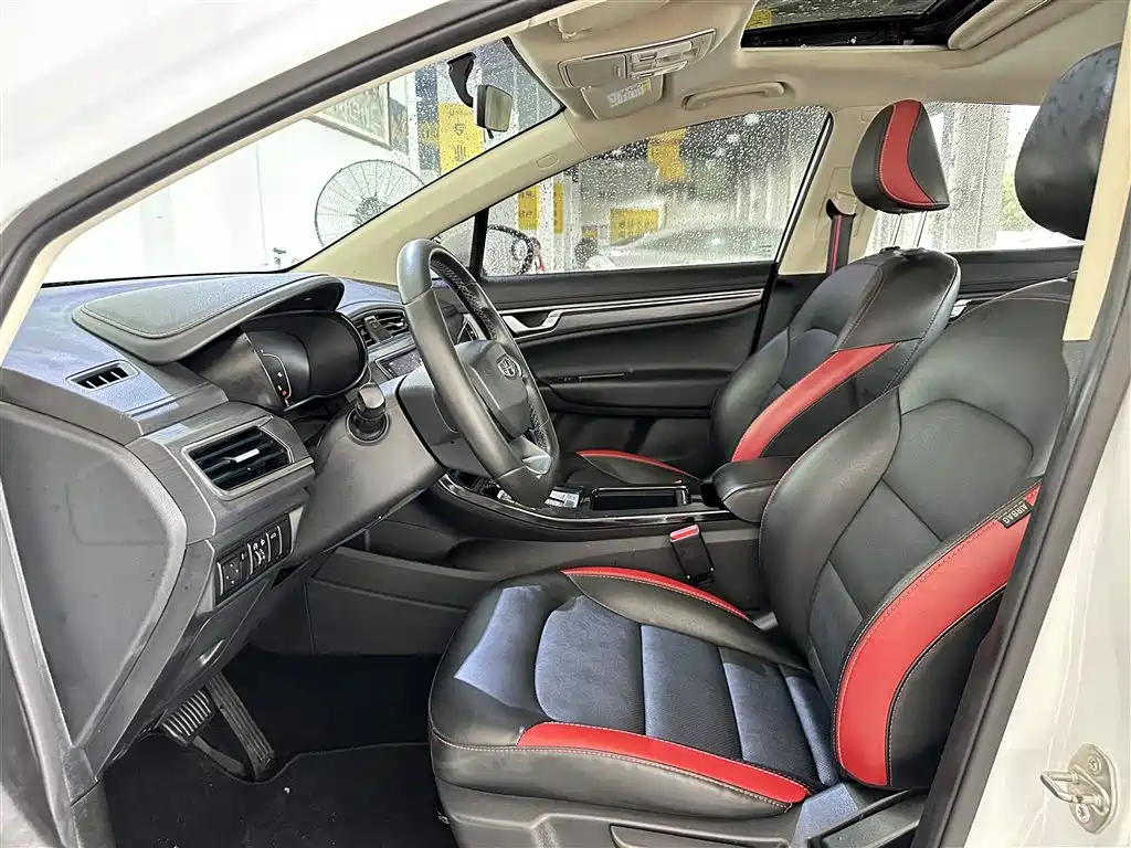 Geely Emgrand GS 2021 — фото 4