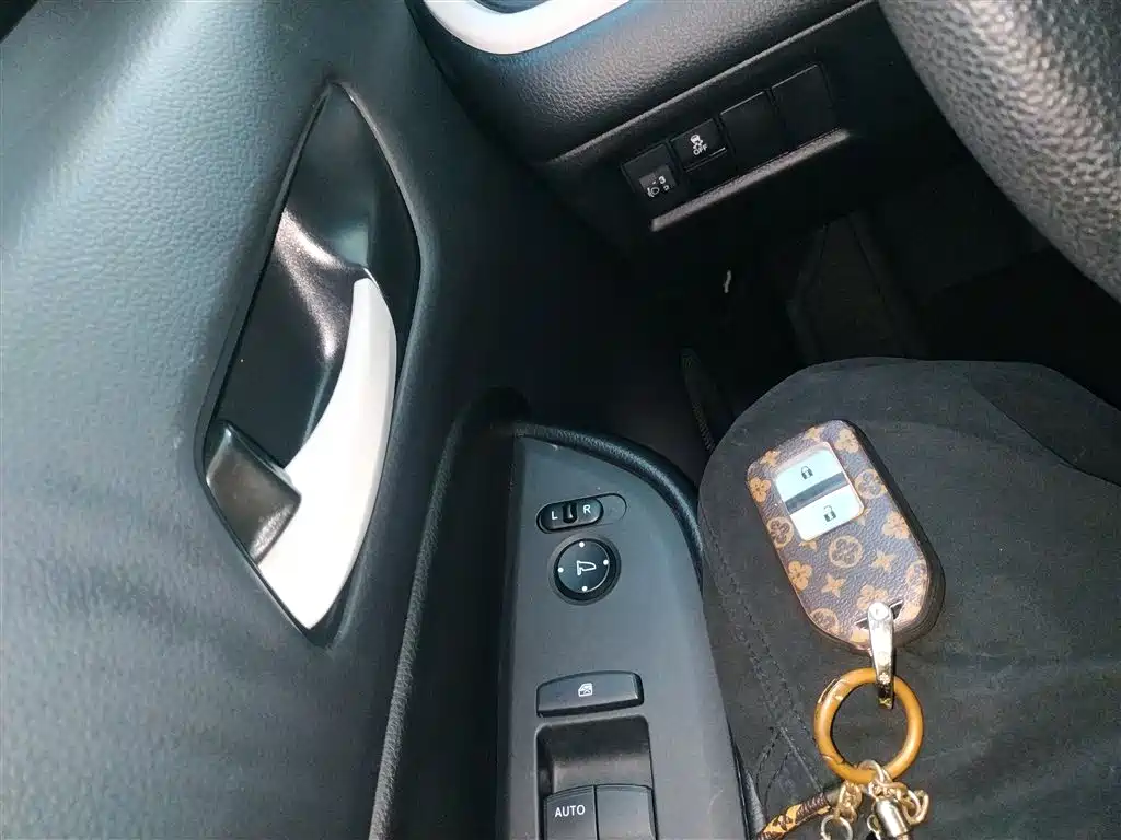 Honda Fit 2023 — фото 9