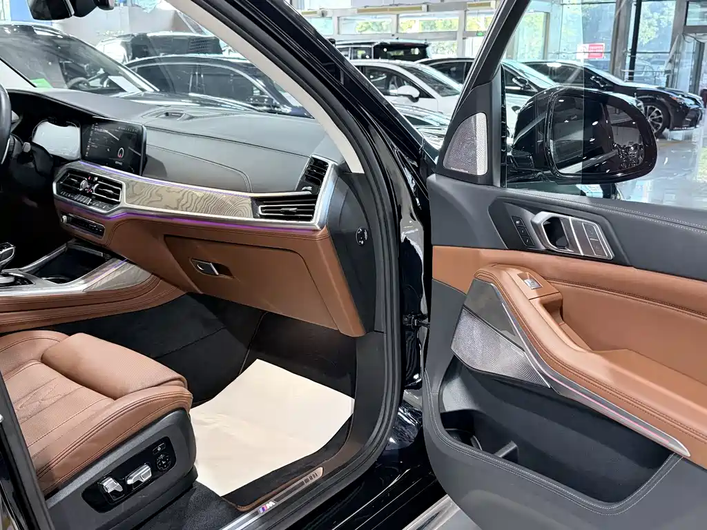 BMW X7 2023 — фото 16